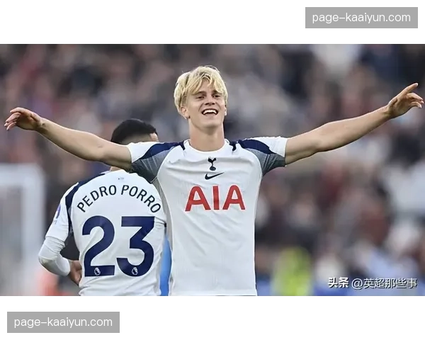 利兹联布伦特福德闷平 两队各取1分保级压力